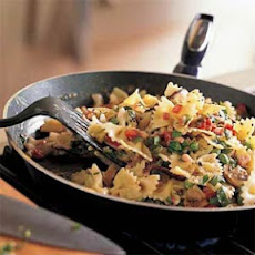 Chop-As-You-Go Pasta with Mushrooms and Ham