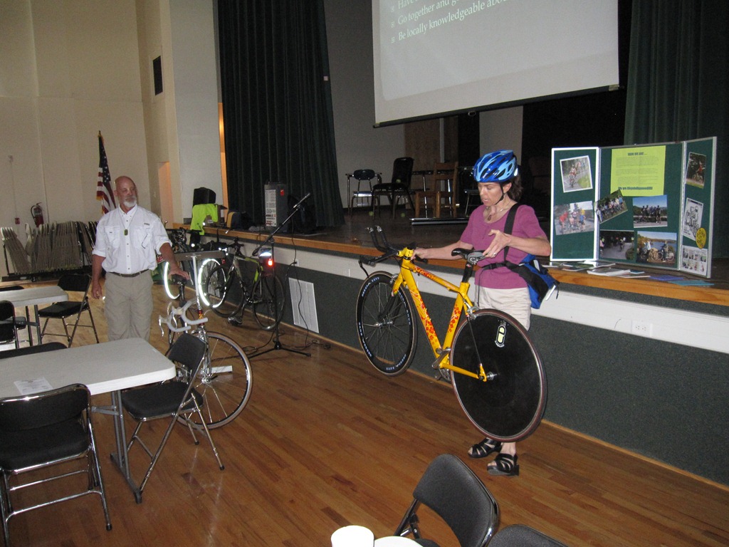 [June02_HayRotary03%255B3%255D.jpg]
