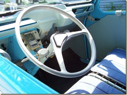 peanuts_car_interior