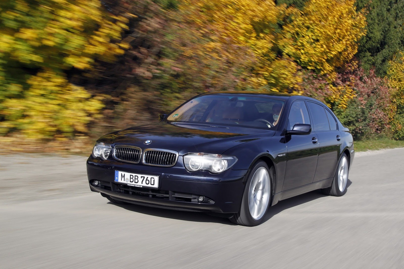 [BMW-V12-7-Series-33%255B2%255D.jpg]