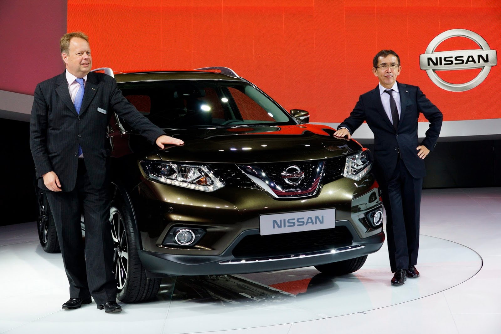 [2014-Nissan-Rogue-X-Trail-SUV-3%255B2%255D.jpg]