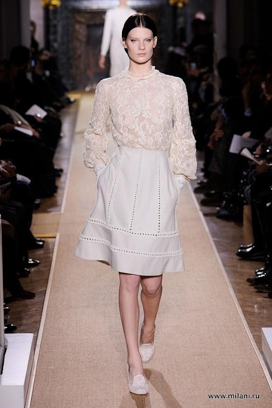 valentino-haute-couture-spring-2012-pfw36.jpg