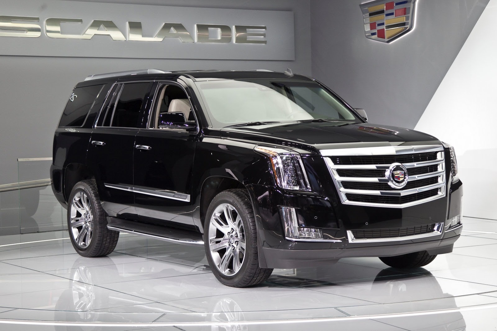 [2015-New-Cadillac-Escalade-3%255B3%255D.jpg]