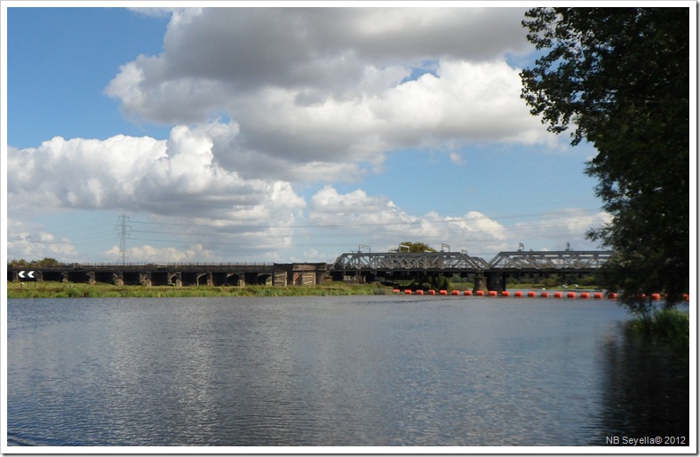 SAM_2556 Plumpton Weir SAM_2556 Plumpton Weir