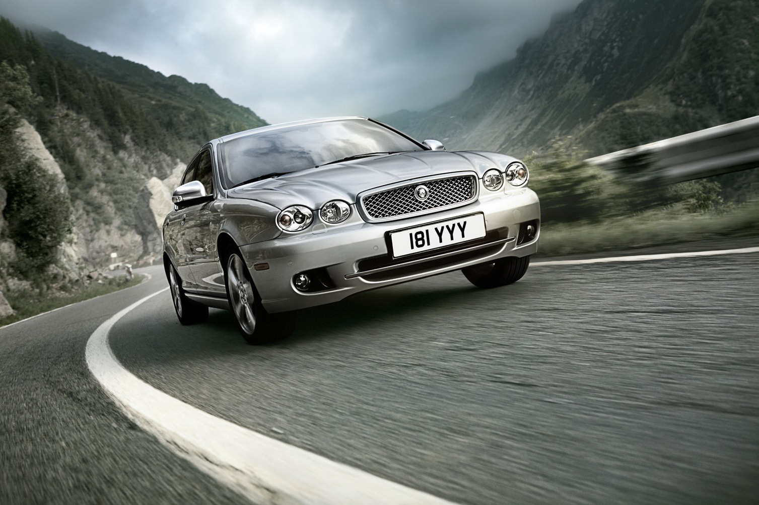 [Jaguar-X-Type%255B5%255D.jpg]