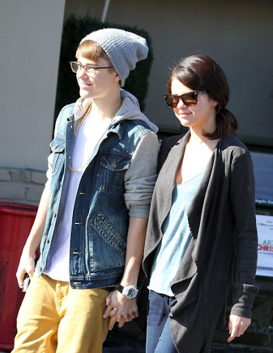 Justin+Bieber+Selena+Gomez+Leaving+IHOP+Restaurant+NCyaqzVl5O0l.jpg