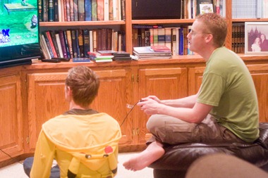 01 02 13_jonathan dan smash bro
