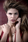 Stephanie Cayo Foto 45