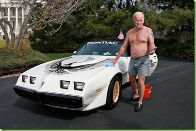 Shirtless-Biden-R_thumb[2]