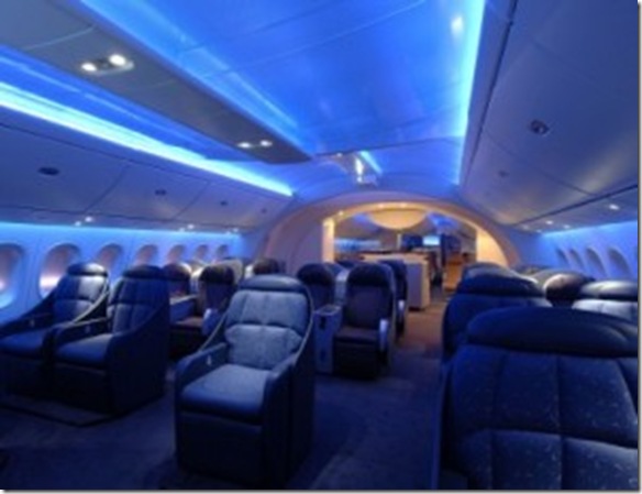 boeing-787-dreamliner-passagierraum-300x230