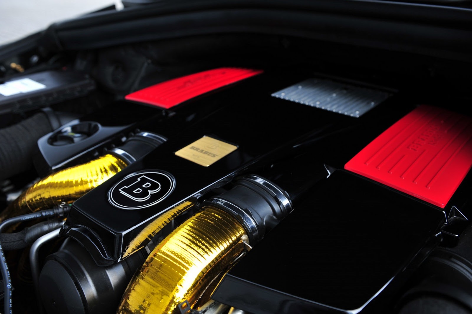 [Brabus-ML63-AMG-25%255B2%255D.jpg]