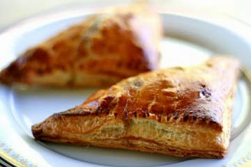 How to Make a Lattice Top for a Pie Crust (photo)