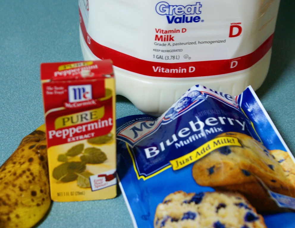 [maggielamarre-blueberrymuffin1%255B6%255D.jpg]