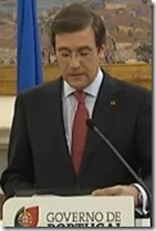 Está em causa a permanência no Euro. Mai 2013 Está em causa a permanência no Euro. Mai 2013