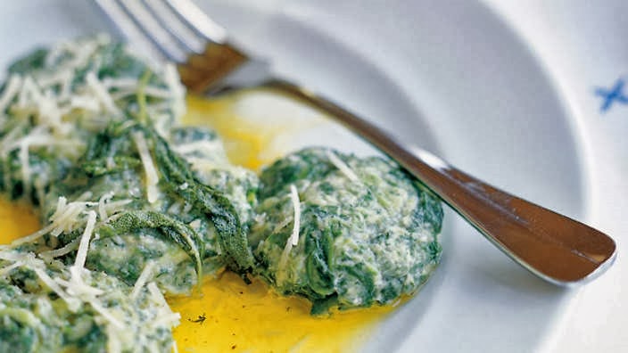 [06_ricotta__spinach_gnocchi-2_02.jpg]