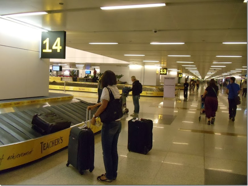 DSC02449-New Delhi-Aeroporto-Baggage Claim