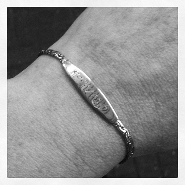 [fotd%2520thursday%2520bracelet%255B7%255D.jpg]