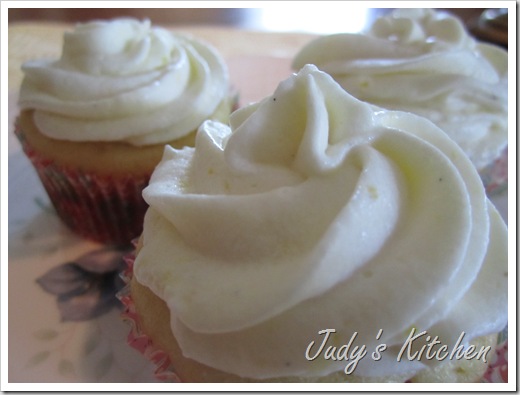 lemon cream cupcakes lemon cream cupcakes