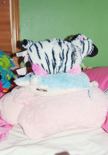 Pillow Pet Stacking 1-6-12