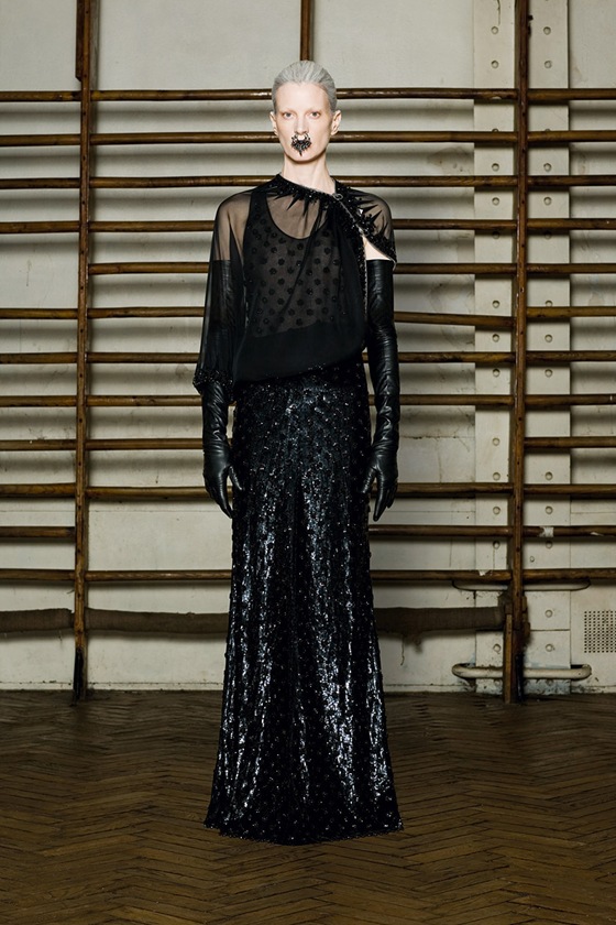 [givenchyspring2012couture19_17065921%255B1%255D.jpg]