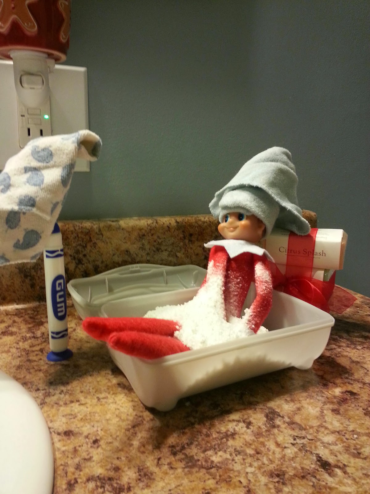 Boutilier Babblings Elf on a Shelf Bath time & GIVEAWAY link