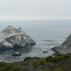 Big Sur, magnifique côte qui me rappellerait pas mal l'Ecosse et la Norvège si j'y étais déjà allé. Des détails sur : http://fr.wikipedia.org/wiki/Big_Sur