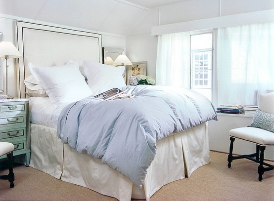 [ashley%2520goforth%2520bedroom%2520with%2520light%2520blue%2520coverlet%2520and%2520silk%2520bedskirt%255B3%255D.jpg]
