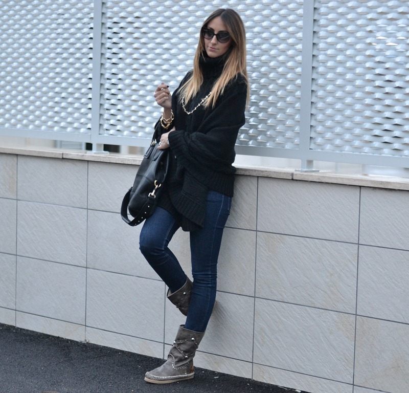 LdiR - l' Artigiano di Riccione, stivali Indianini, Cheap Monday jeans, Givenchy Bag, Italian Fashion Bloggers, Fashion Blogger Italiani, Fashion Blogger Toscani, Fashion blogger Firenze, Florence fashion Blogger, Outfit, Look of the day, Primark Necklace, primark, poncho, Dior Sunglasses