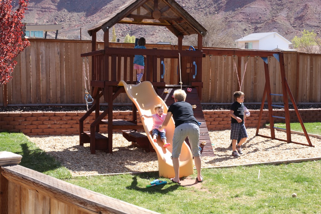 [2013%252004%252021_0509%2520Madi%255B5%255D.jpg]