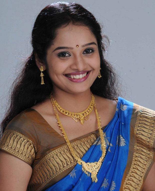 [advaitha_beautiful%2520photo%255B3%255D.jpg]