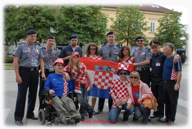 K640_CRO Pol Fanmeile Kopie.JPG
