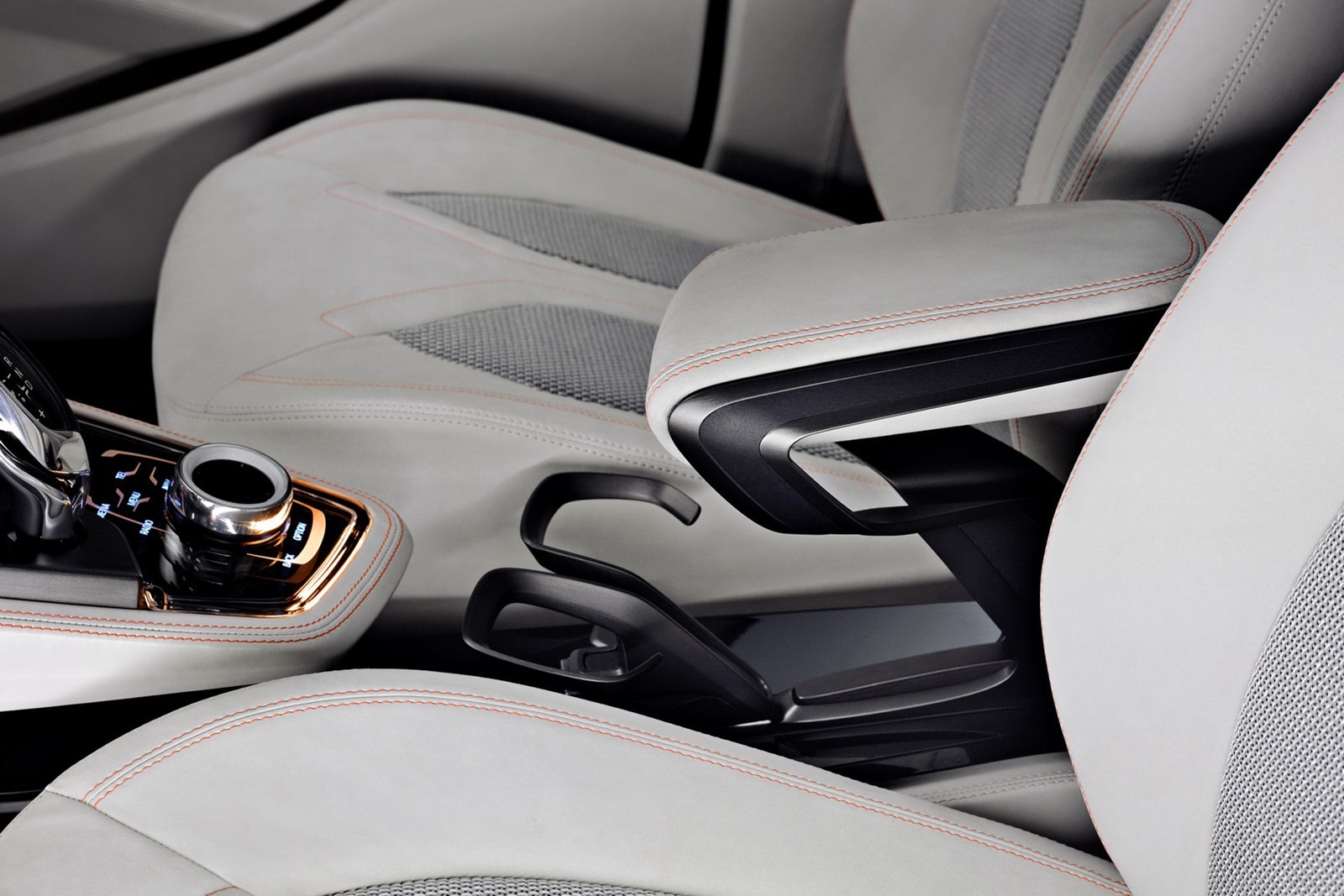 [BMW-Active-Tourer-Concept-8%255B2%255D.jpg]