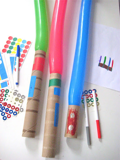 Homemade light sabers, a favorite activity at my boys Star Wars party!! See link below to Zakka Life, the blog where I first spotted this idea.