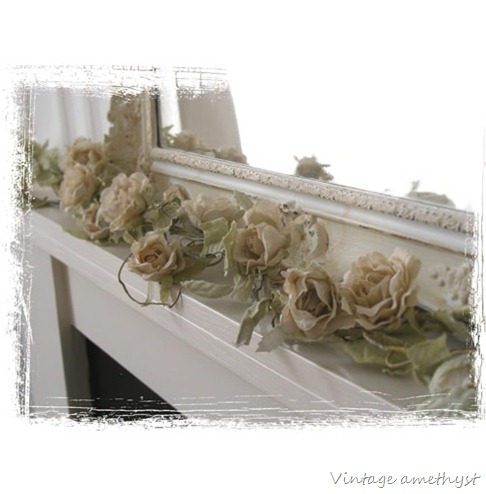 White_garland_framed