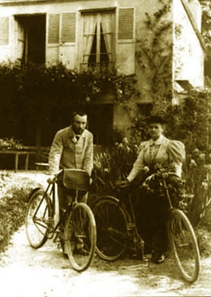 [06MadameMarieCuriePierreCurie.53.jpg]
