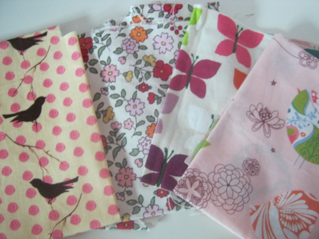 [scrap%2520bag%2520swap%2520006%255B4%255D.jpg]