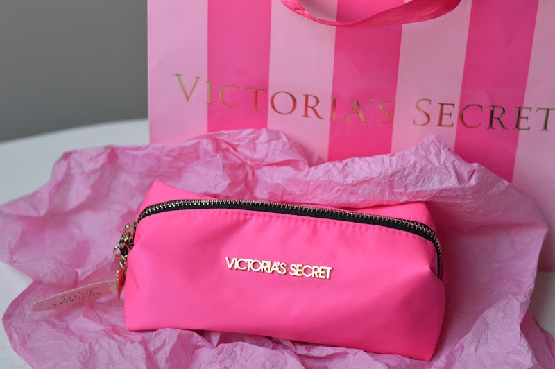 victoria' s secret vanity case, victoria' s secret beauty case, victoria' s secret london, shopping victoria' s secret