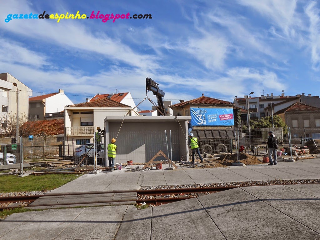 [Blog007Gazeta%2520de%2520Espinho%255B3%255D.jpg]