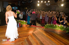 Fotos do evento Casamento Ingrid e Bruno. Foto numero 0073 do estudio L&D Producoes, do Rio de Janeiro, RJ. Andressa Lima e equipe fazem fotos de casamento (fotografias de casamentos), fotos de making-of (making of de noiva), fotos de eventos sociais, fotos de casal (ensaios fotograficos de e-session), videos de casamento (filmagem de casamentos), videos de making-of e videos de eventos sociais. Fotojornalismo e videojornalismo no Rio de Janeiro, RJ. fotos casamento rio de janeiro fotografias casal rj foto eventos noiva ensaio fotografico galeria noivas fotografo evento casar retrato fotografía modelos casamentos fotografos vestido penteados para site roupas fotografia social