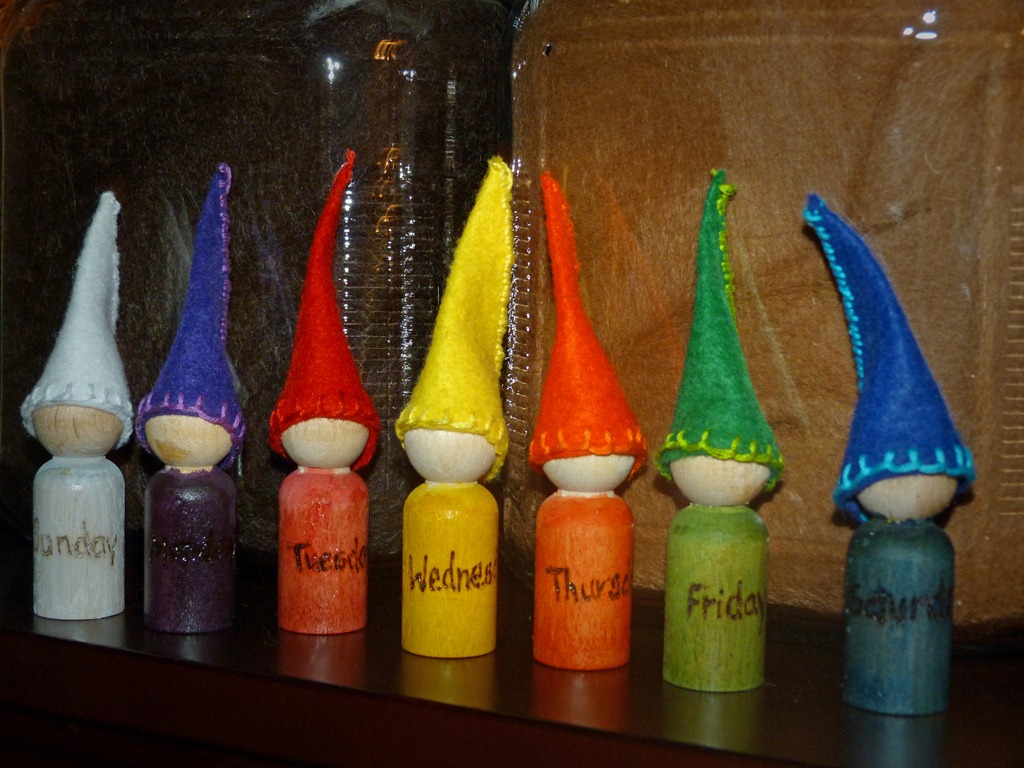 [Gnomes%2520-%2520Days%2520of%2520the%2520Week%255B4%255D.jpg]