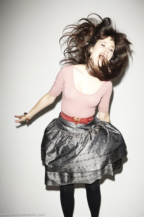 Zooey Deschanel linda sensual sexy sedutora desbaratinando (13) Zooey Deschanel linda sensual sexy sedutora desbaratinando (13)