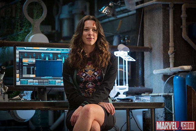 Iron Man 3 Photo Introduces Rebecca Hall as Maya Hansen