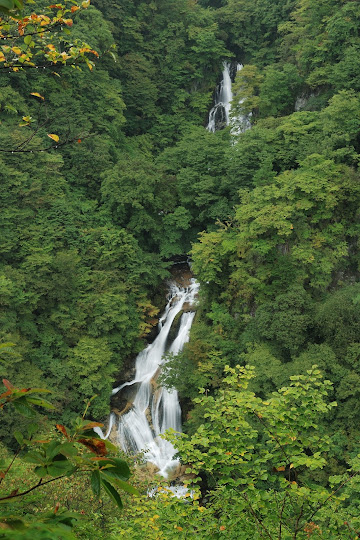 霧降の滝