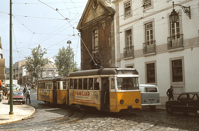 [6275225353_3693fd8215_z23.jpg]