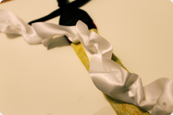 ruffle fabric camera strap