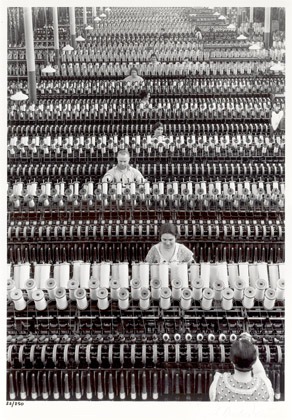 [American-Woolen-Co.-Lawrence-MA-1935%255B2%255D.jpg]