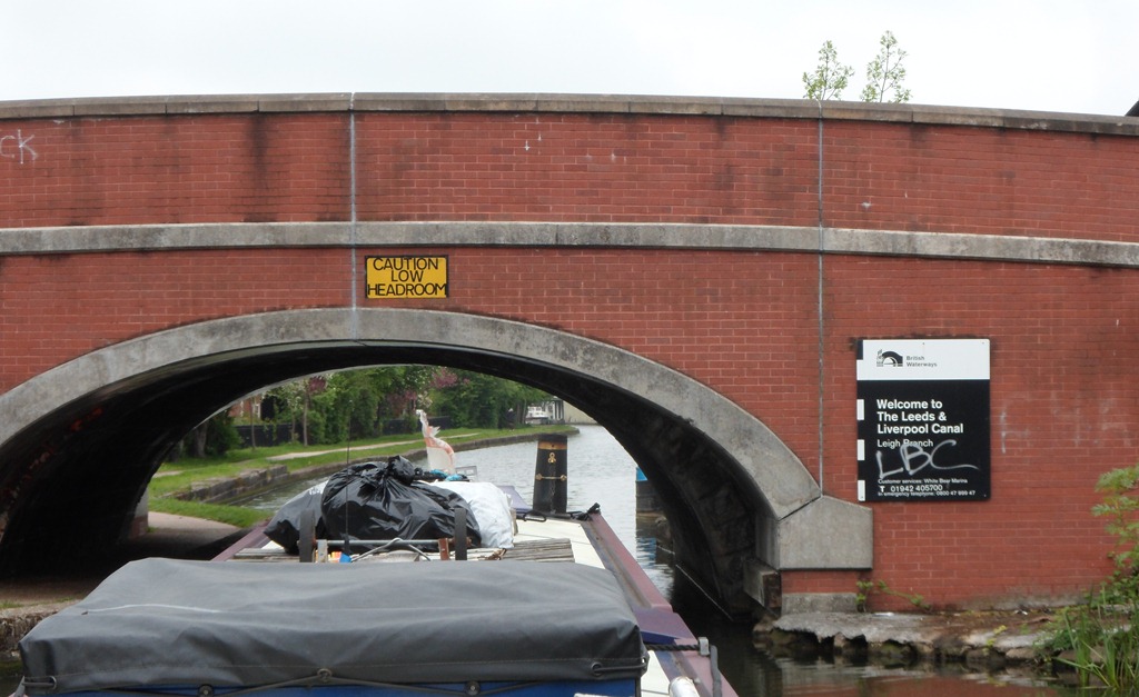 [SAM_5530-Leigh-Bridge4.jpg]