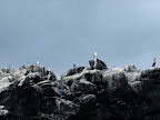 The picture looks awesome yeah? Especially the rock right? They are actually dropping from these sea gulls...