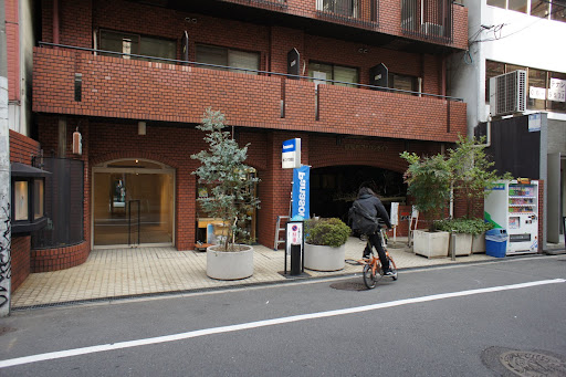 貸店舗 心斎橋 順慶町アーバンライフ 1階路面店 8 79坪 大阪市中央区南船場4丁目9 6 サン アクトのブログ