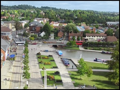 1 Canal and entrance to Basin